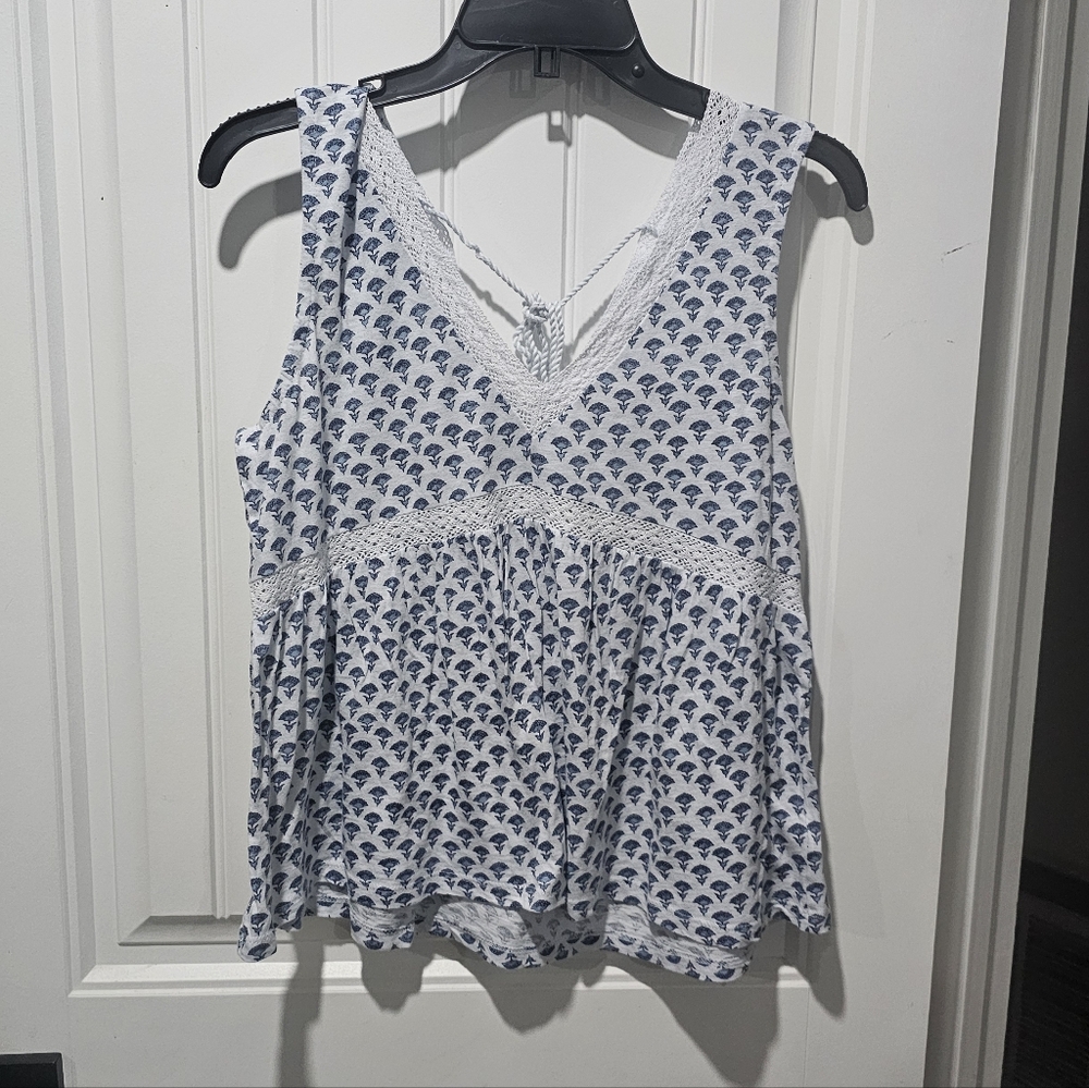 Lucky Brand Blue Paisley Top Small - Picture 2 of 7